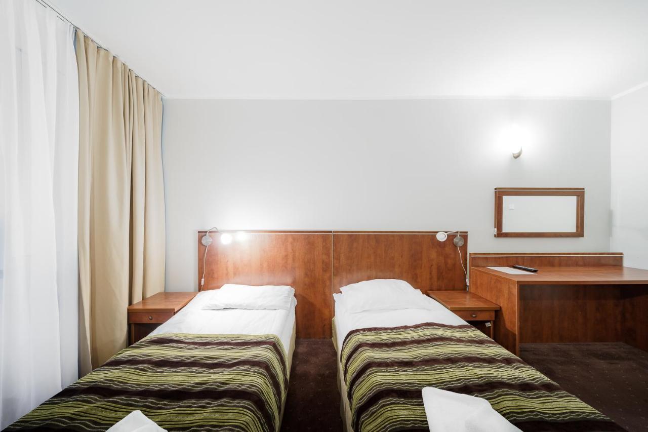 Promenada Zegrze Hotel Białobrzegi Exterior foto