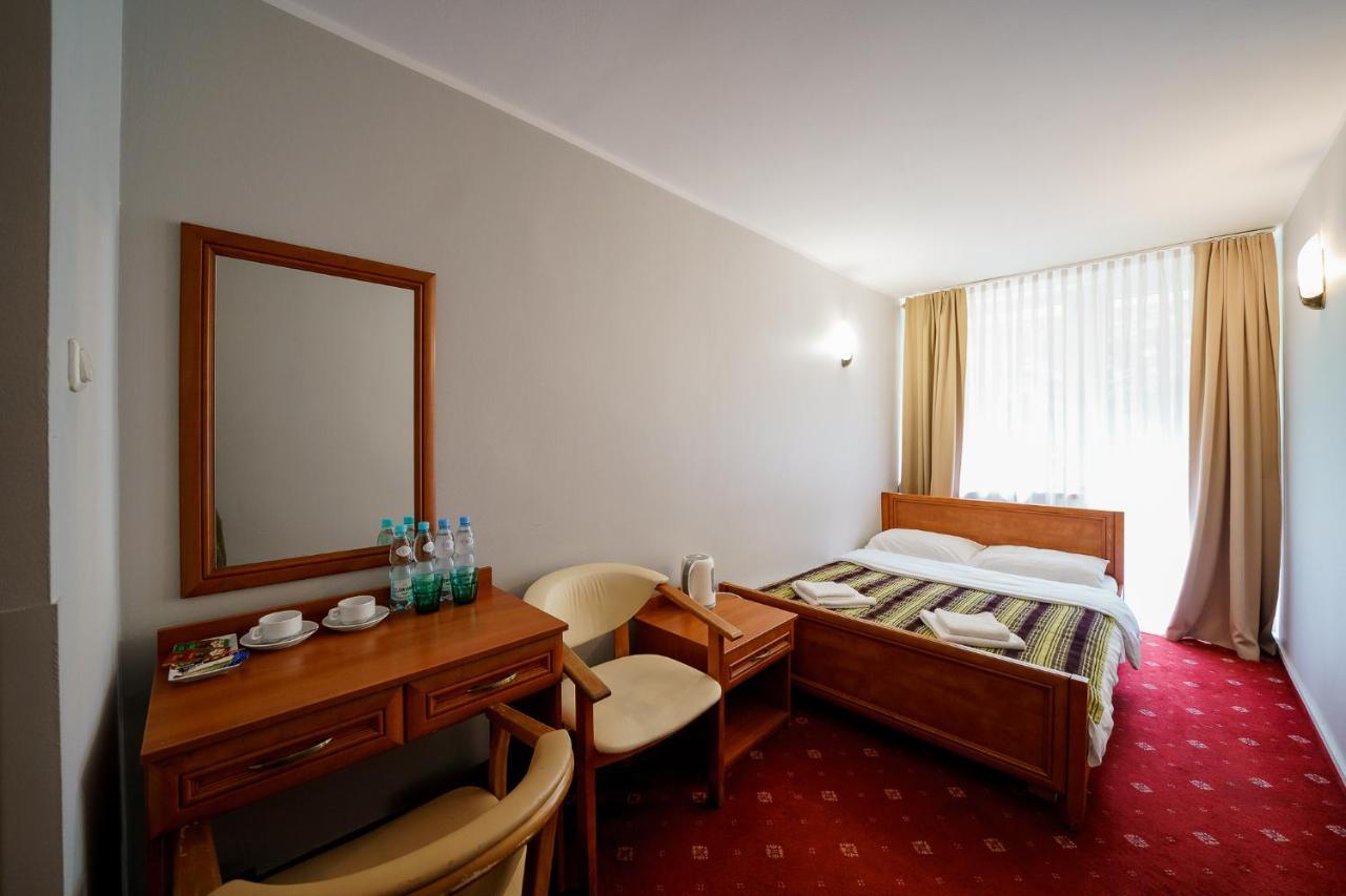Promenada Zegrze Hotel Białobrzegi Exterior foto